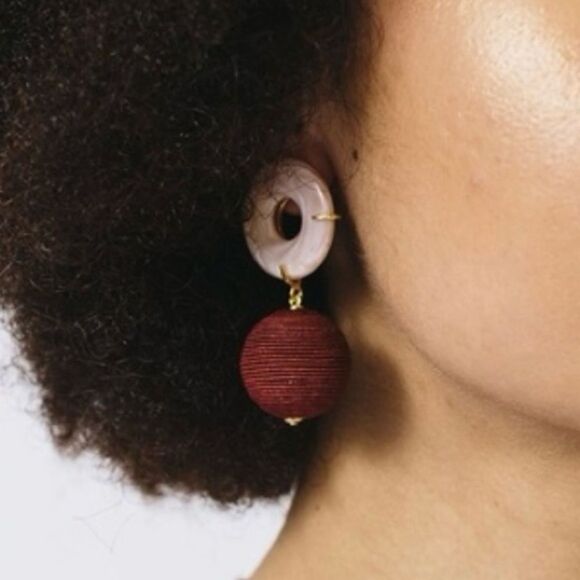 Lizzie Fortunato Saffron Drop Pink Mother of Pearl/Fushia Circle Earrings NWOT - Picture 2 of 8